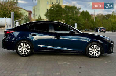 Седан Mazda 3 2014 в 