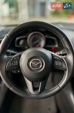 Седан Mazda 3 2014 в 