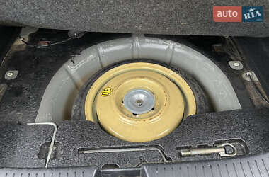Хэтчбек Mazda 3 2006 в 