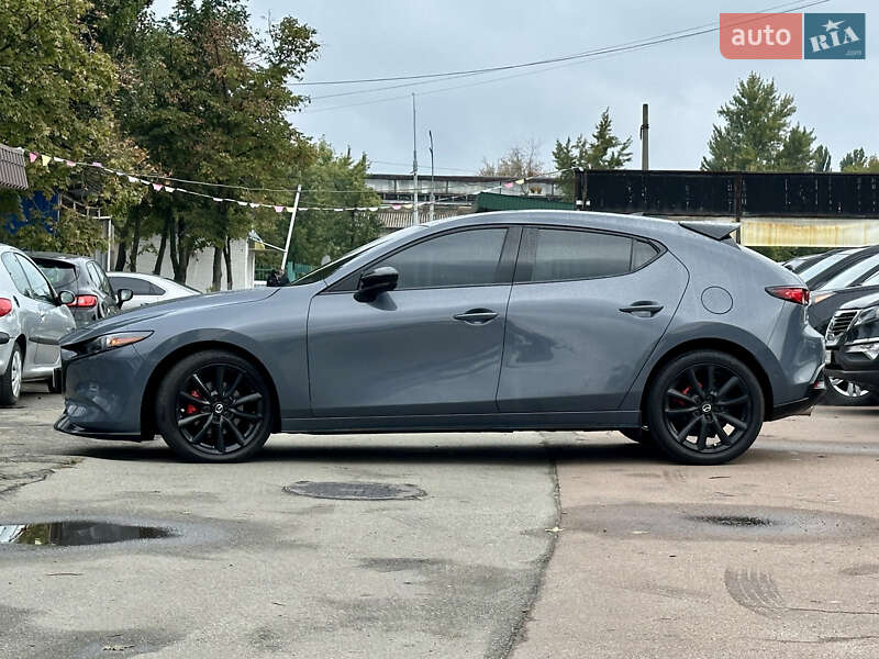 Хетчбек Mazda 3 2021 в Києві