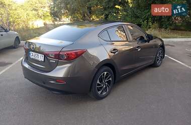 Седан Mazda 3 2016 в 