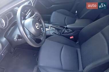 Седан Mazda 3 2016 в 