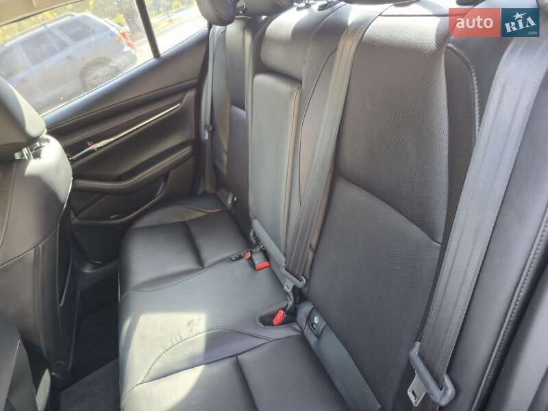 Седан Mazda 3 2021 в Днепре