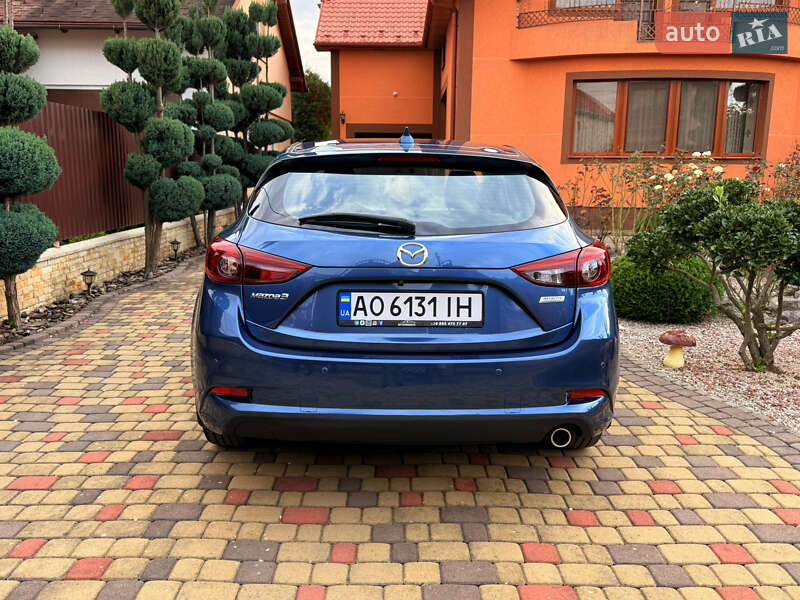 Хэтчбек Mazda 3 2018 в Мукачево
