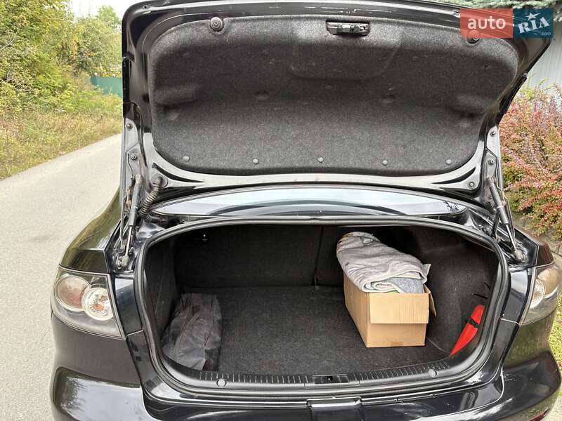 Седан Mazda 3 2007 в Киеве