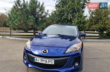 Седан Mazda 3 2013 в 