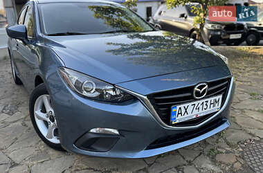 Седан Mazda 3 2014 в 