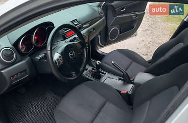 Хэтчбек Mazda 3 2006 в 