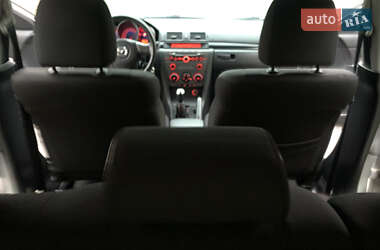 Хэтчбек Mazda 3 2006 в 