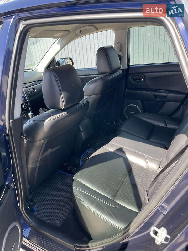 Хэтчбек Mazda 3 2008 в Доманевке
