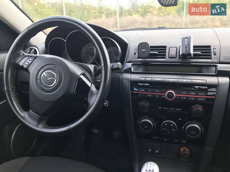 Хэтчбек Mazda 3 2008 в Запорожье