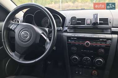 Хэтчбек Mazda 3 2008 в 