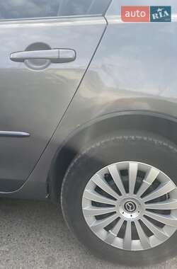 Седан Mazda 3 2006 в 