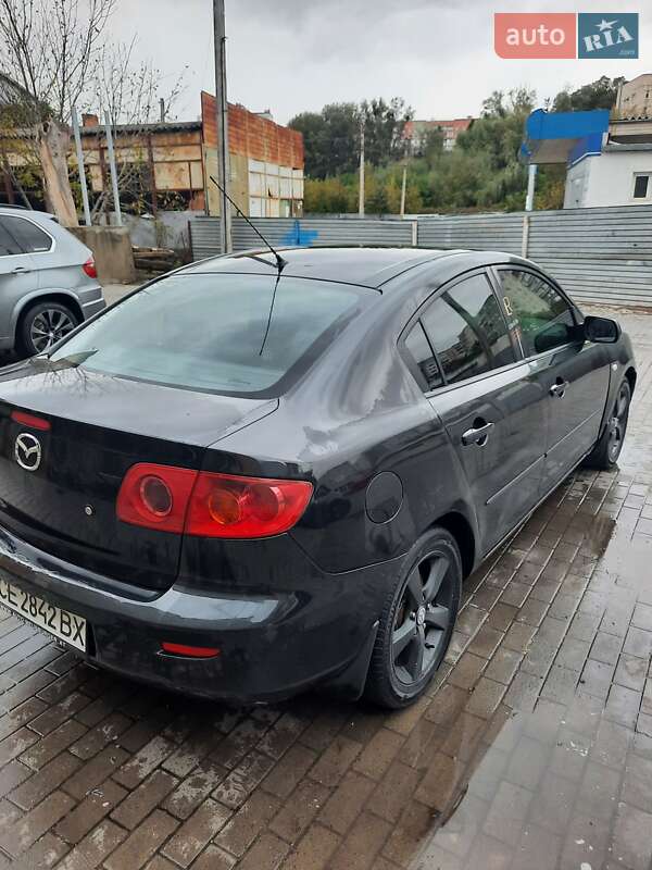 Седан Mazda 3 2004 в Черновцах