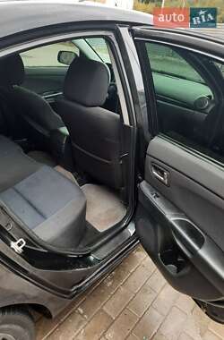 Седан Mazda 3 2004 в  фото 12 Седан Mazda 3 2004 в