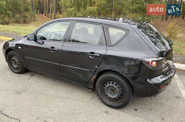 Хэтчбек Mazda 3 2005 в 