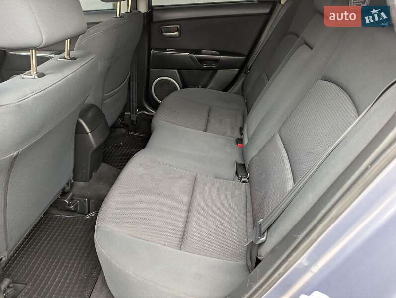 Хэтчбек Mazda 3 2006 в Коломые