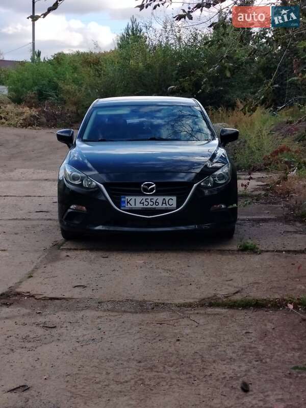 Седан Mazda 3 2013 в 