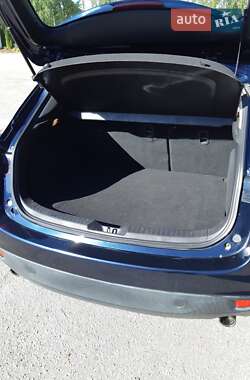Хэтчбек Mazda 3 2015 в 