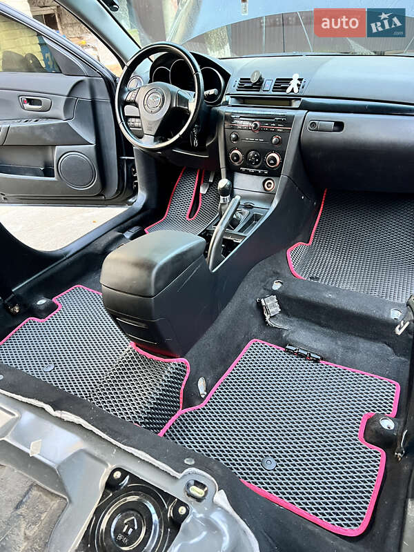 Хетчбек Mazda 3 2004 в Львові