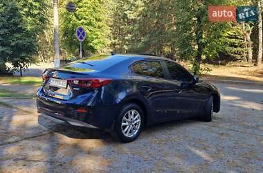 Седан Mazda 3 2015 в 