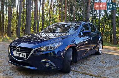 Седан Mazda 3 2015 в 