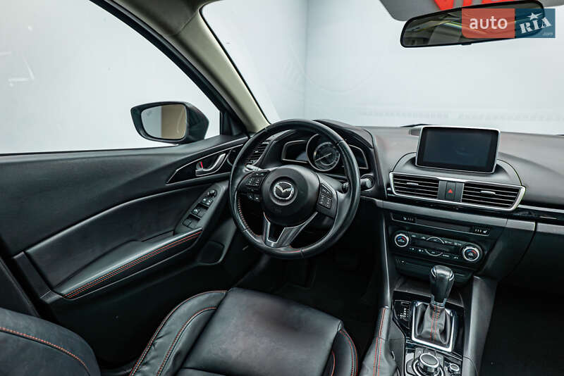 Хэтчбек Mazda 3 2014 в Киеве
