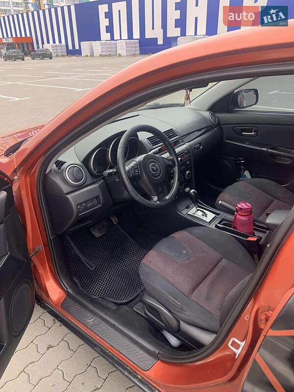 Хэтчбек Mazda 3 2005 в Ивано-Франковске