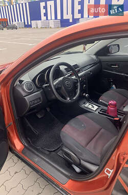 Хэтчбек Mazda 3 2005 в 