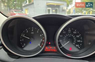 Седан Mazda 3 2011 в 