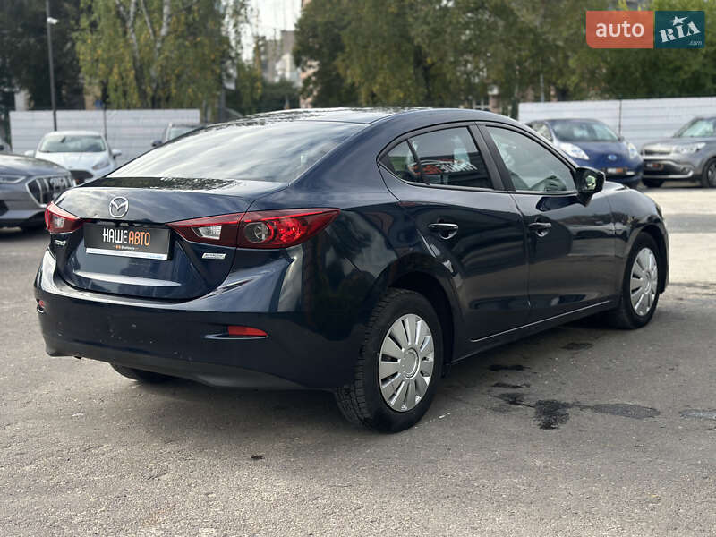 Седан Mazda 3 2014 в Шептицькому