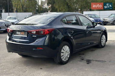 Седан Mazda 3 2014 в 
