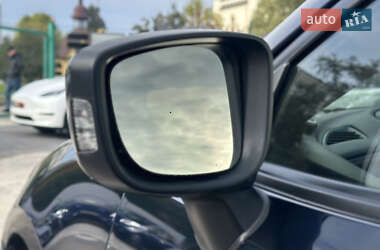 Седан Mazda 3 2014 в 