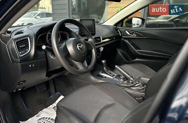 Седан Mazda 3 2014 в 