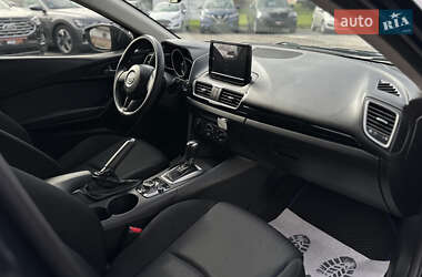 Седан Mazda 3 2014 в 
