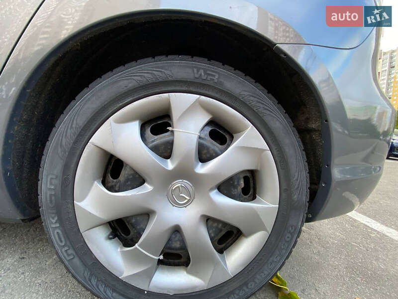 Хэтчбек Mazda 3 2007 в Радомышле