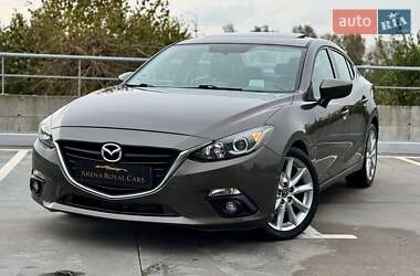Седан Mazda 3 2015 в 