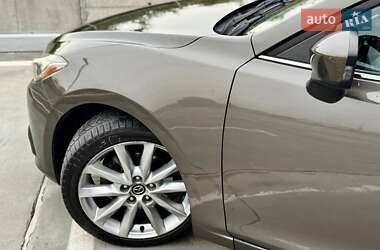 Седан Mazda 3 2015 в 
