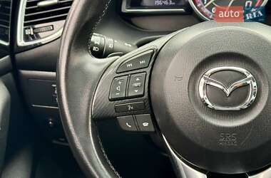 Седан Mazda 3 2015 в 