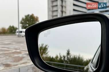 Седан Mazda 3 2015 в 
