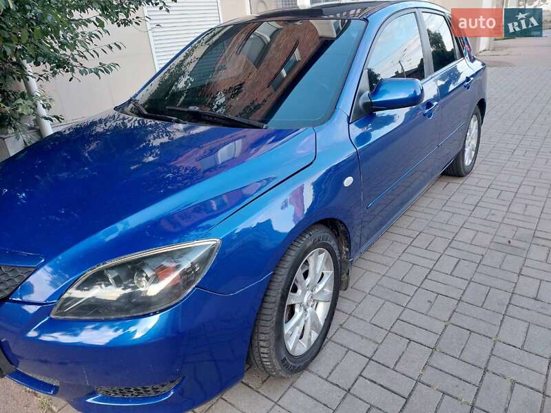 Хэтчбек Mazda 3 2007 в 