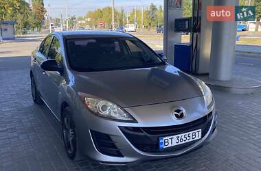 Седан Mazda 3 2010 в 