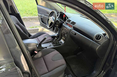 Седан Mazda 3 2006 в 