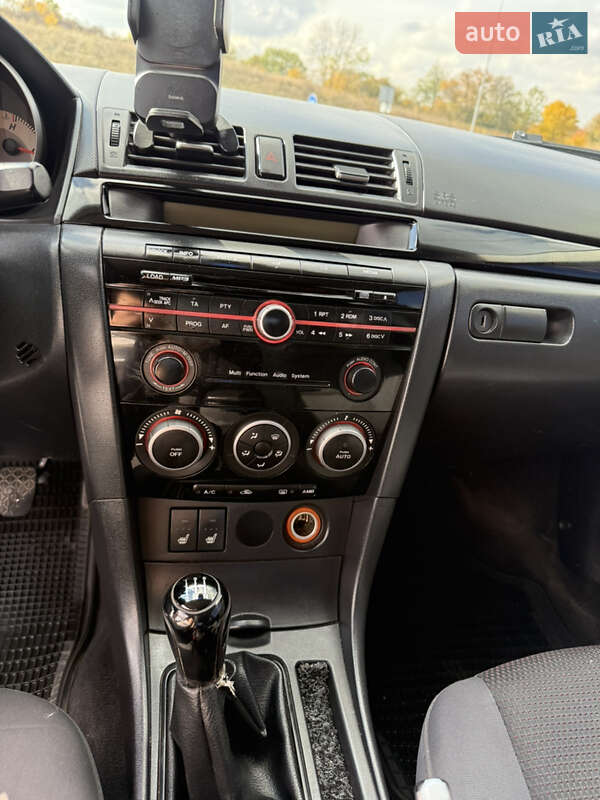 Седан Mazda 3 2009 в Полтаве
