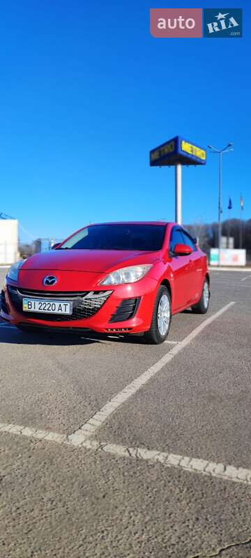 Седан Mazda 3 2011 в 