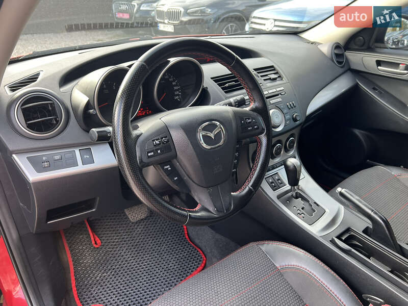 Хэтчбек Mazda 3 2010 в Полтаве