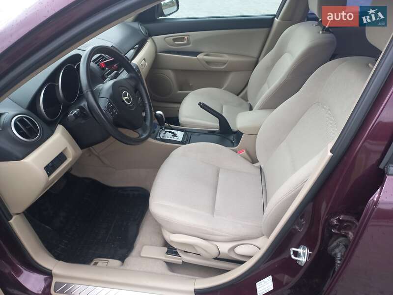 Седан Mazda 3 2007 в Бучі