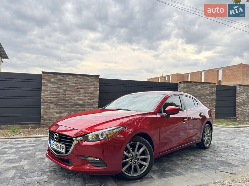 Седан Mazda 3 2018 в Харькове