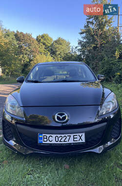 Седан Mazda 3 2012 в Львові