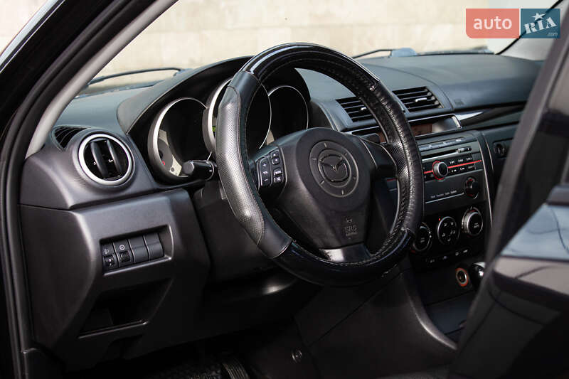 Седан Mazda 3 2008 в Киеве